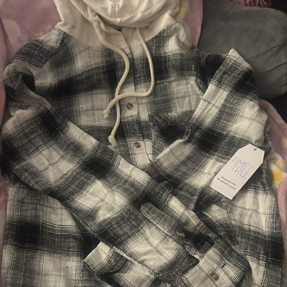 Time and Tru Black and White Plaid Shirt Jacket